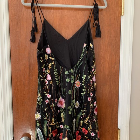 Ali & Jay Treat Yourself Embroidered Minidress - Picture 4 of 5